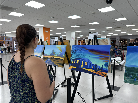 Exposición “Horizontes Opuestos” de Antonio Tarín se exhibe en el Aeropuerto Internacional de Chihuahua - imagen 2
