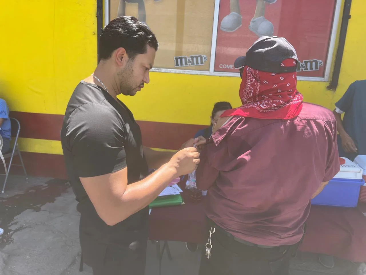 Feria de Salud en Zona Centro ofrece servicios preventivos a trabajadoras sexuales - imagen 1