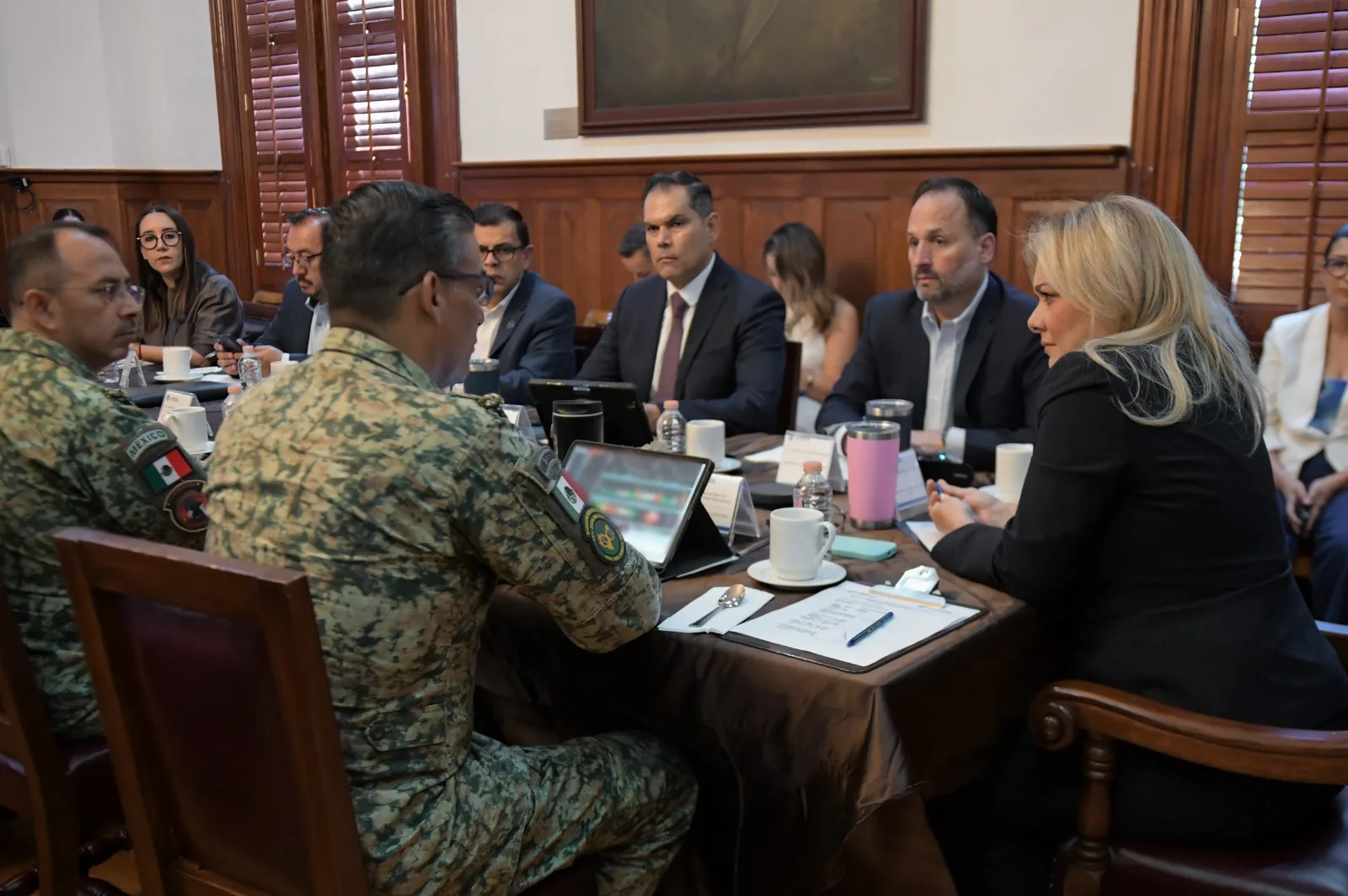 Gobierno de Chihuahua refuerza atención en Cinco Llagas para mejorar seguridad y apoyo comunitario - imagen 3