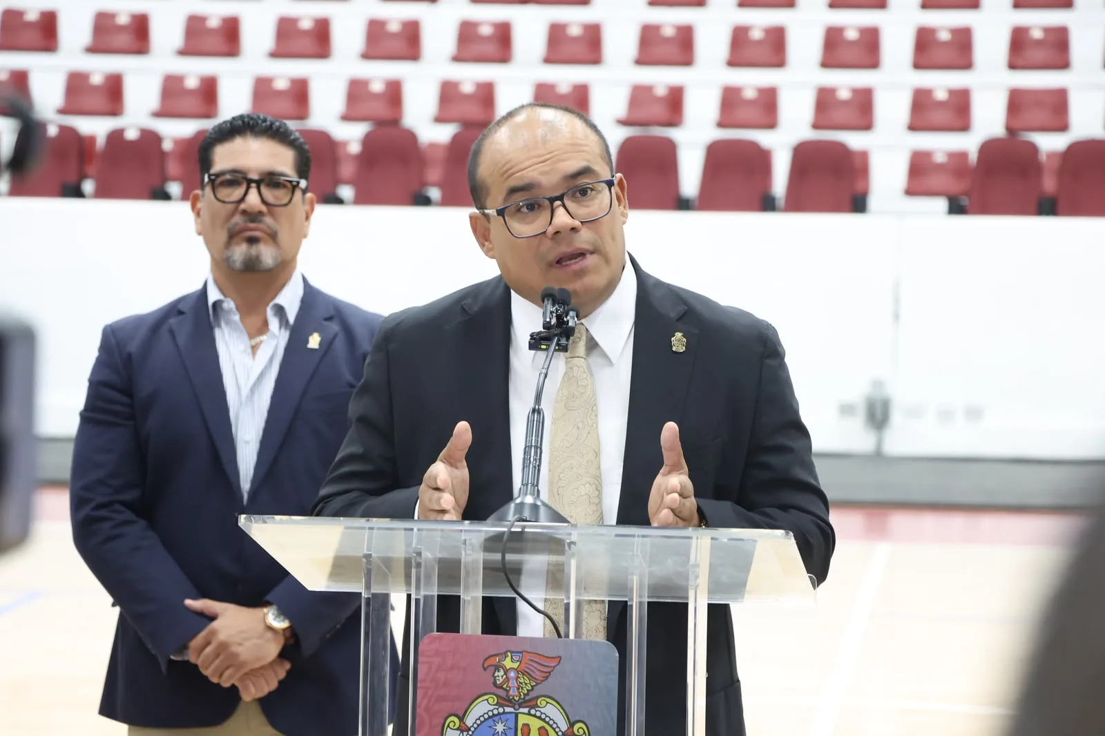 Gobierno Municipal retira más de 75 kilómetros de cableado en desuso y avanza en reordenamiento urbano - imagen 3