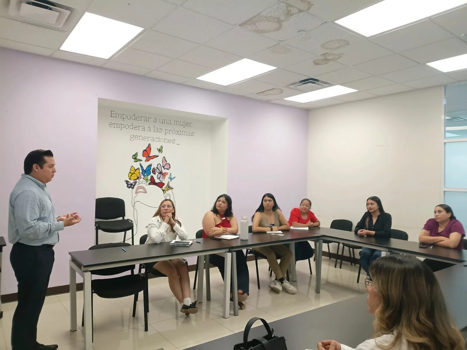 Capacitan a personal del CEJUM en derechos humanos y servicio público en 2026 - imagen 2