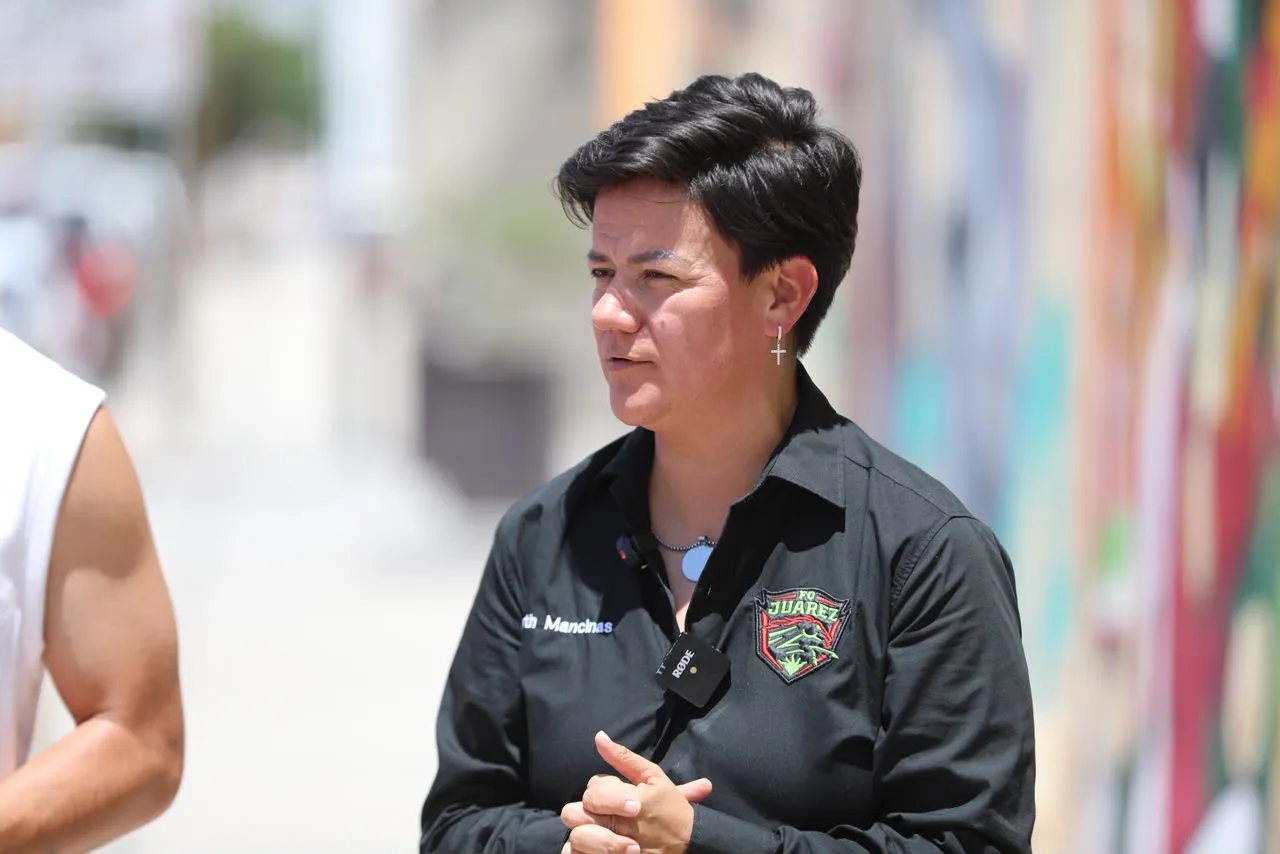 Develan mural en honor a Denzell García en el Centro Histórico de Ciudad Juárez - imagen 4