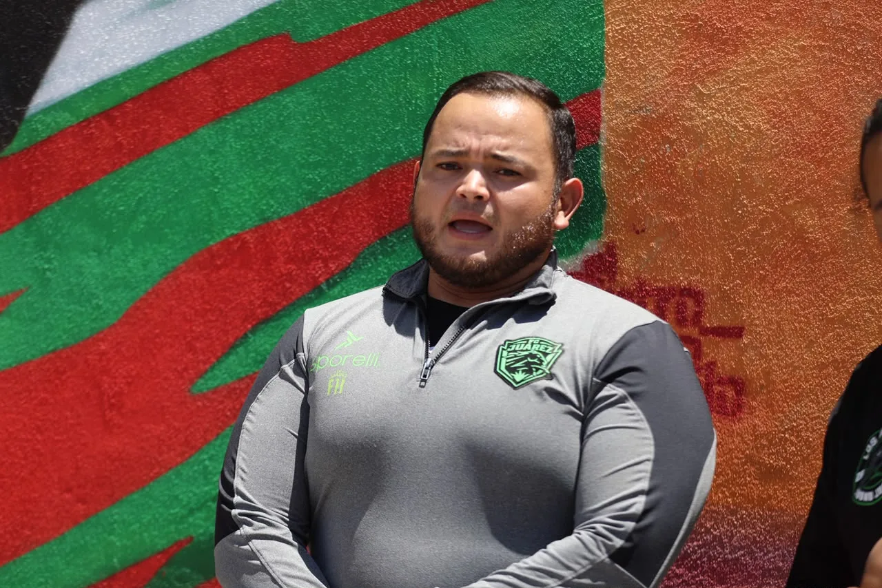 Develan mural en honor a Denzell García en el Centro Histórico de Ciudad Juárez - imagen 7